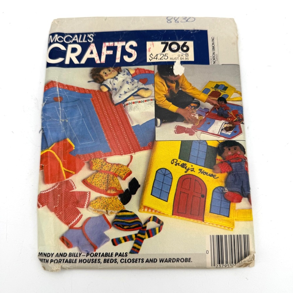McCall's Crafts Sewing Pattern 706 Kids Multicolor Portable Pals Doll House